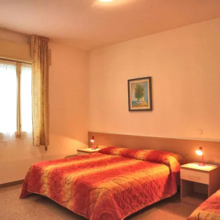 Apartments In Lignano Sabbiadoro 42753 Apartment *